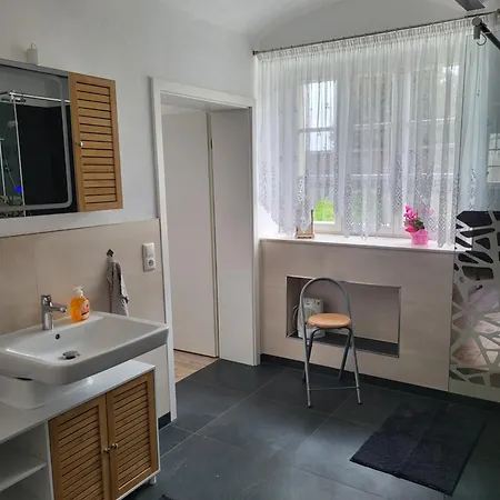 Im Sanierten Denkmal Max 4 Personen Apartment